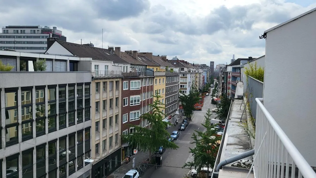 Lavish Stay In The Heart Of Dusseldorf City Center 0*,  Германия